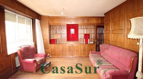 ¡Magnífico piso de lujo, con ascensor; muy bien situado en una de las arterias principales de Valladolid!, imatge 3