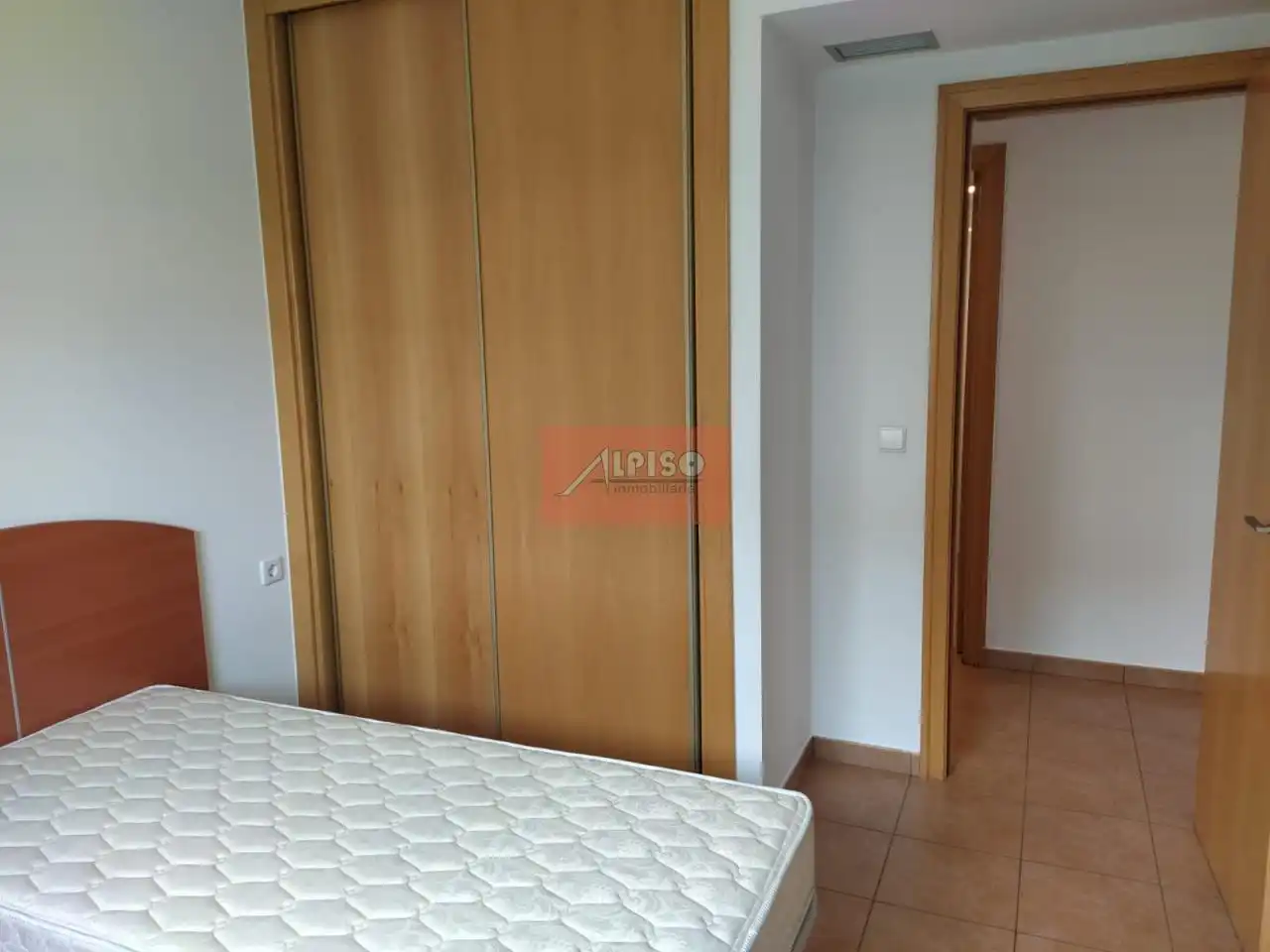 Habitación de Piso en venta en Ourense Capital  con Calefacción y Amueblado