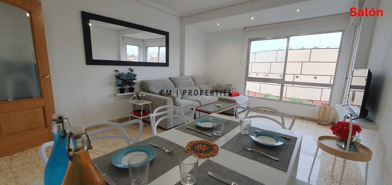 Living room of Flat to rent in  Valencia Capital  with Terrace and Furnished