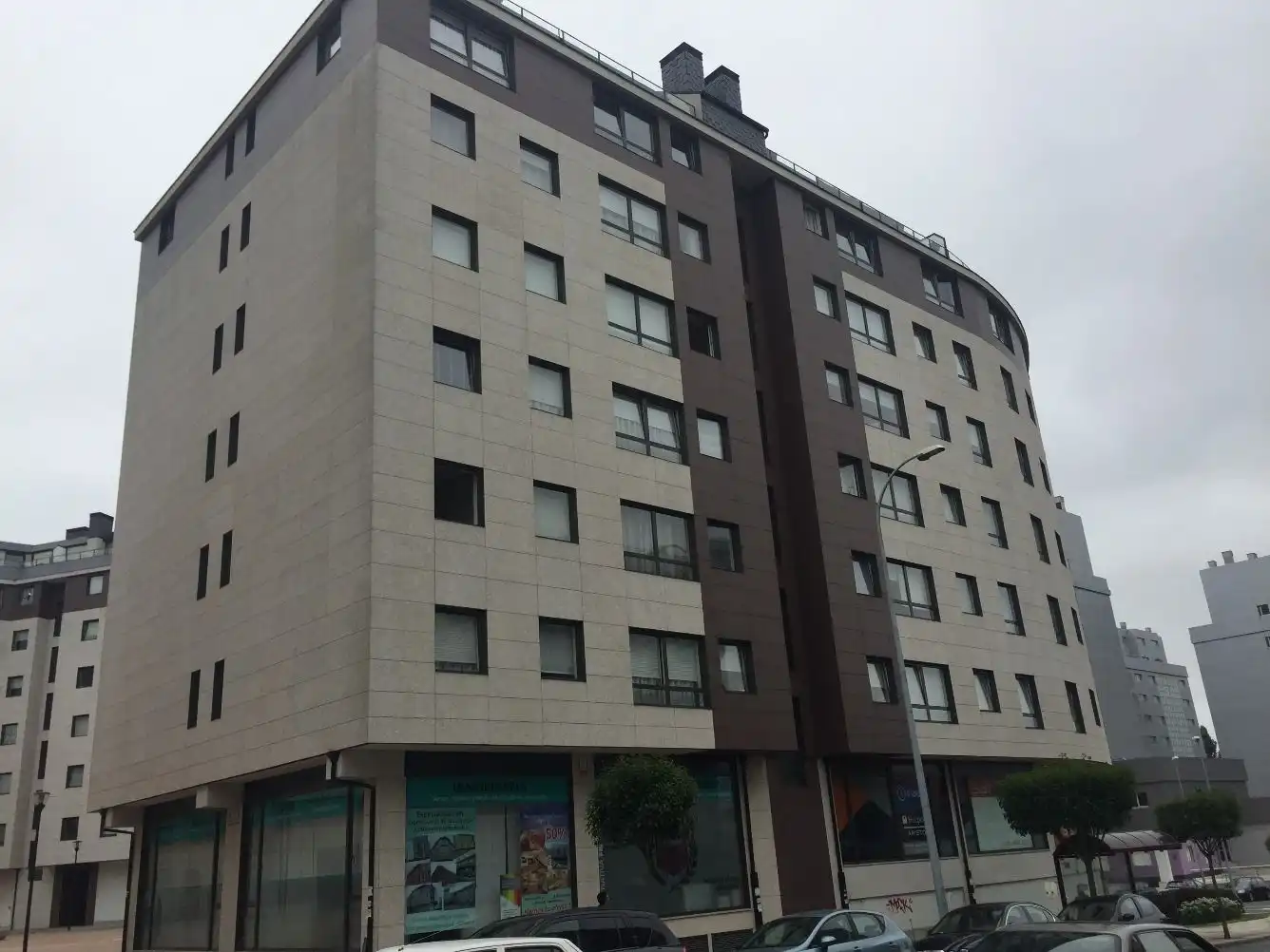 Vista exterior de Local en venta en Narón