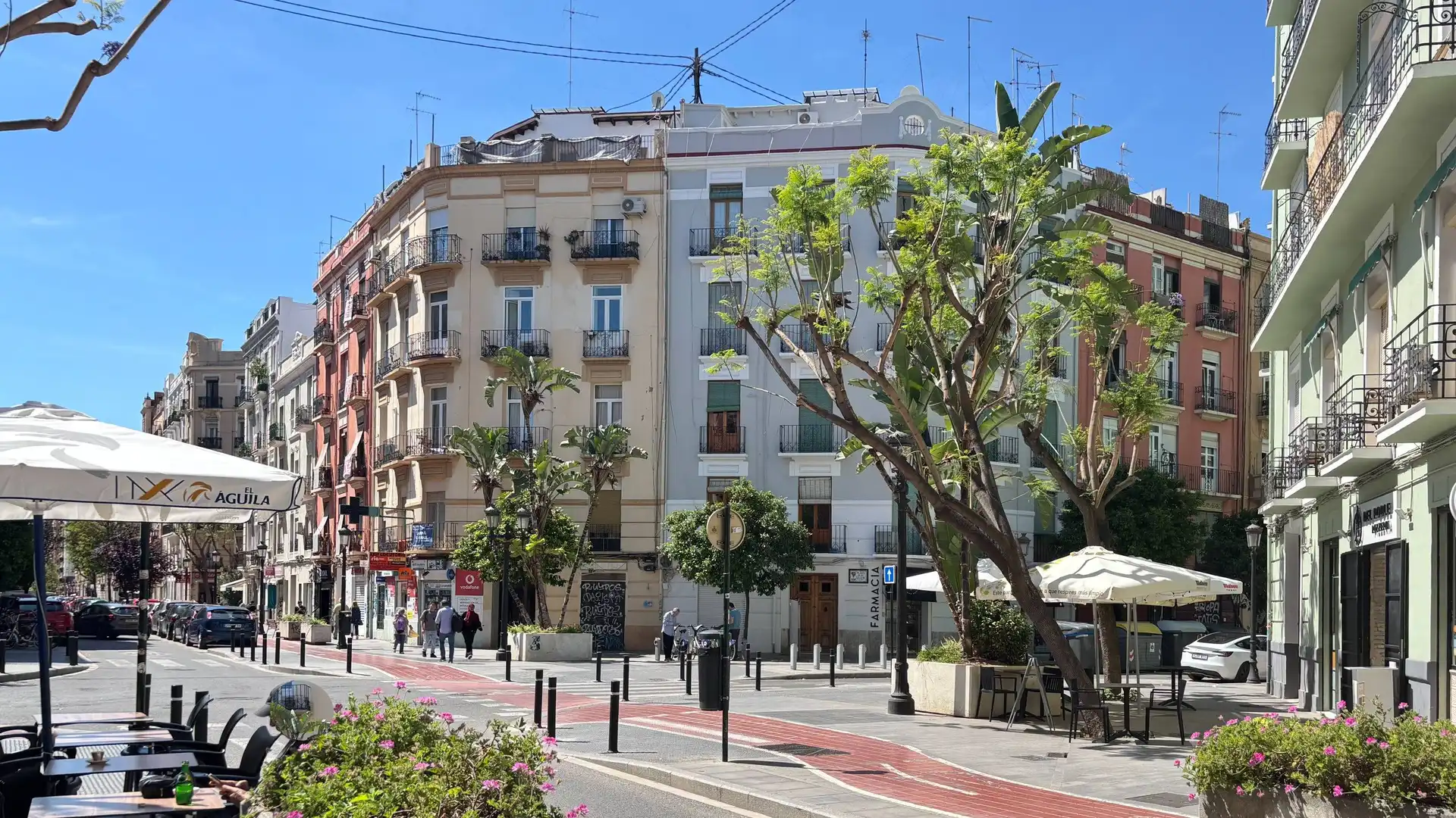 Vista exterior de Piso en venta en Valencia con Balcón
