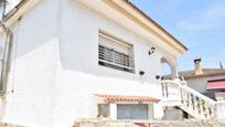 Vista exterior de Casa o xalet en venda en Castellet i la Gornal amb Calefacció, Jardí privat i Terrassa