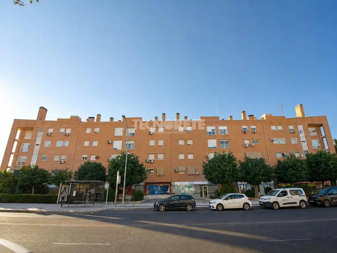 Appartamento con piscina in vendita a Avenida Río Estenilla, imagen 24