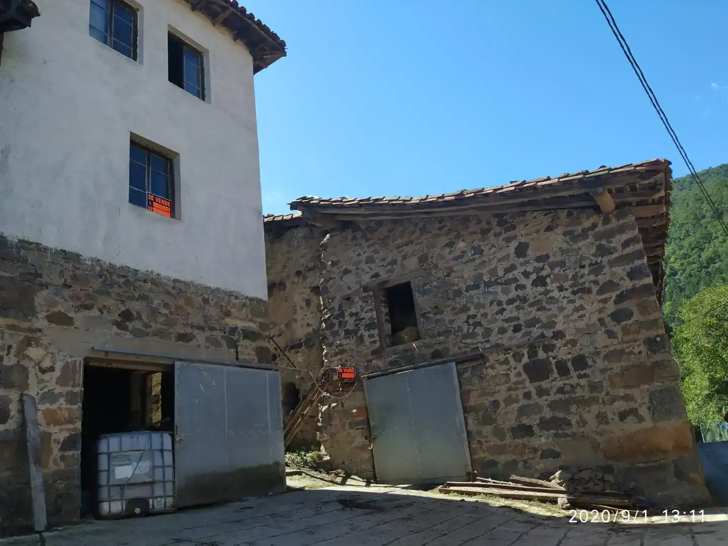 Vista exterior de Casa adosada en venda en Camaleño