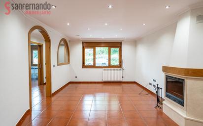 Casa o xalet en venda en Torrelavega  amb Calefacció, Jardí privat i Terrassa