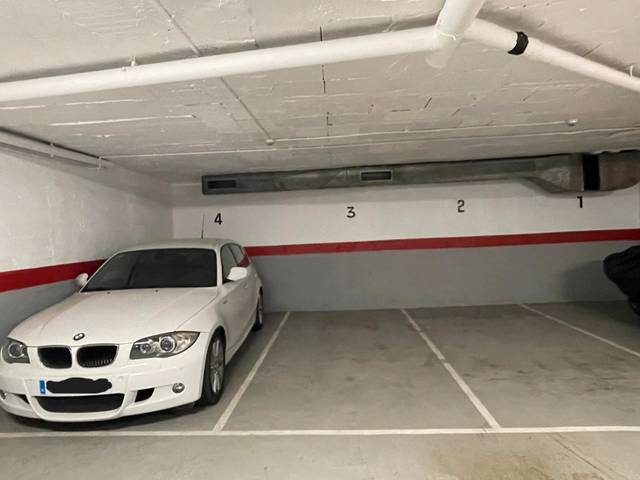 Garaje en Venta en Carrer de l'Avenir, 22 en Sant Gervasi- Galvany