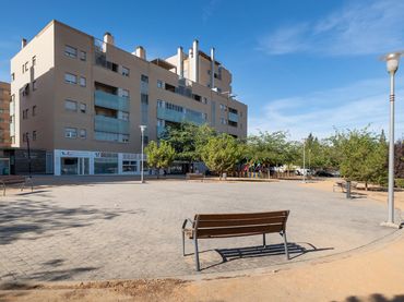 Local comercial en venda a Plaza Catedrática Asunción Linares