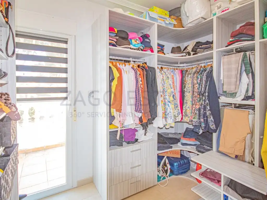 Habitación de Casa adosada en venta en La Nucia