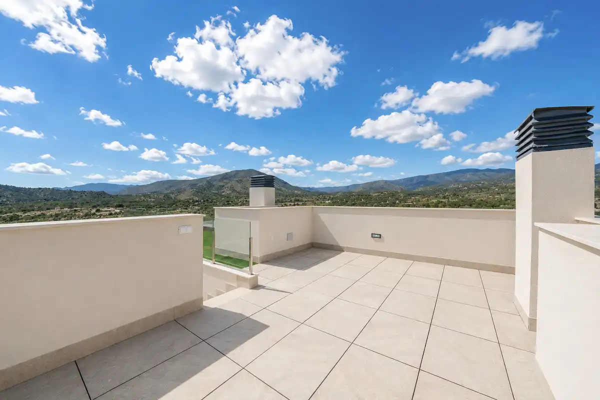Semi-detached house with terrace for sale in Calle de Morella, imagen 39