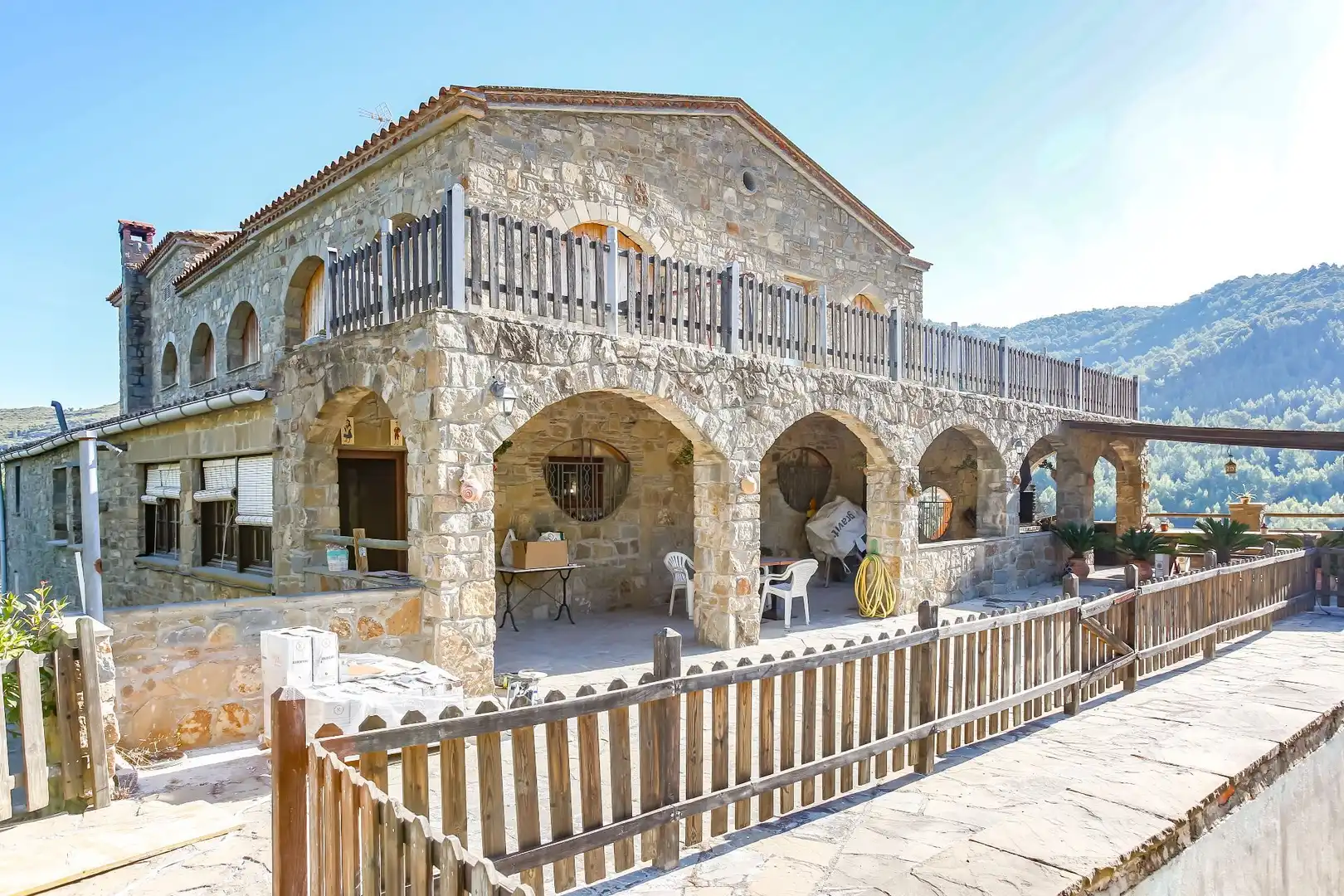 Außenansicht von Country house zum Verkauf in Sant Vicenç de Castellet mit Heizung, Privatgarten und Terrasse