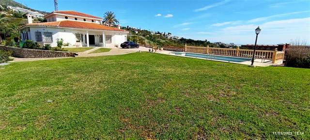 Casa-chalet en Venta en La Capellanía - El Higuerón
