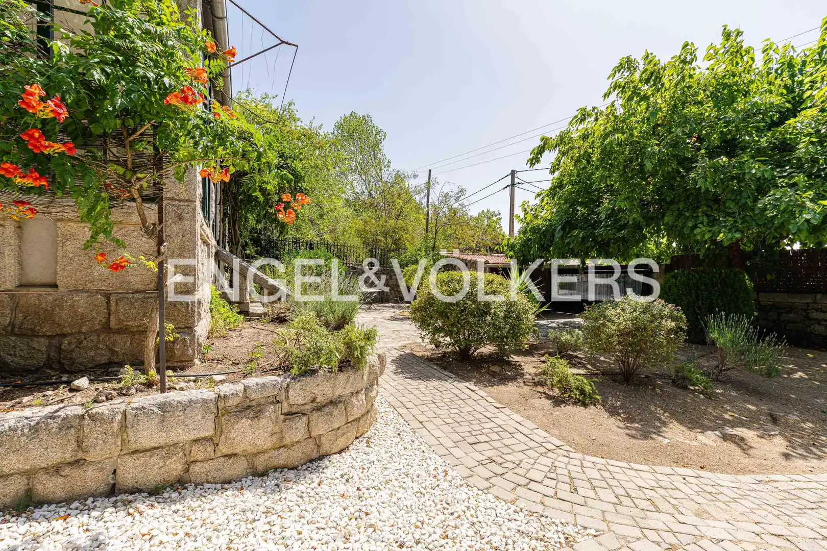Casa o xalet en venda en Hoyo de Manzanares amb Calefacció, Jardí privat i Terrassa