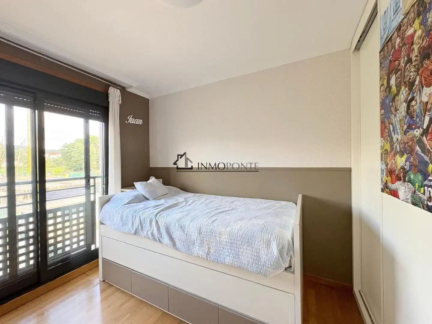 Bedroom of Flat for sale in Pontevedra Capital   with Heating, Storage room and Swimming Pool