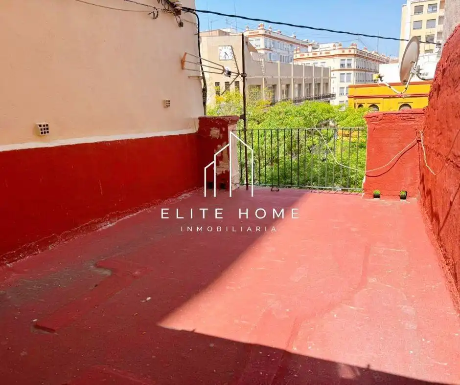 Vista exterior de Casa o chalet en venta en Castellón de la Plana / Castelló de la Plana
