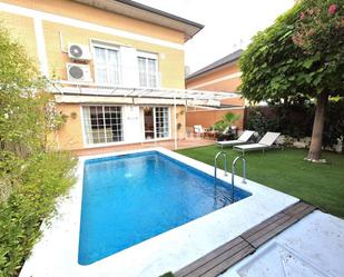 Piscina de Casa o xalet en venda en Rivas-Vaciamadrid amb Aire condicionat i Piscina