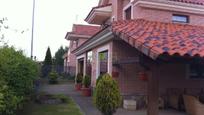 Exterior view of House or chalet for sale in Villaquilambre  with Heating, Private garden and Terrace