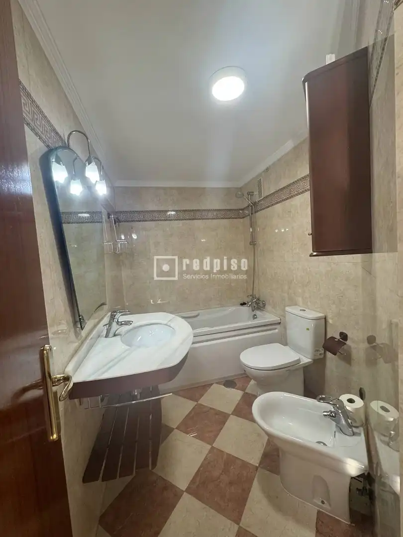 Baño de Piso de alquiler en Carretera de Cádiz