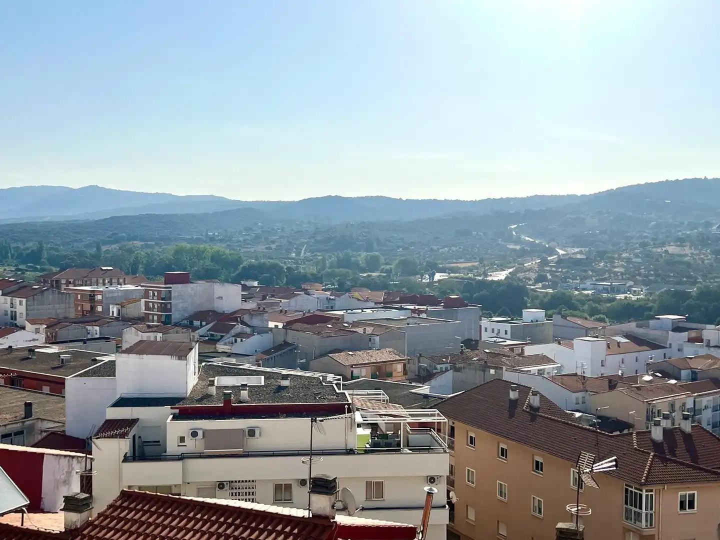 Vista exterior de Piso de alquiler en Plasencia con Aire acondicionado, Calefacción y Terraza