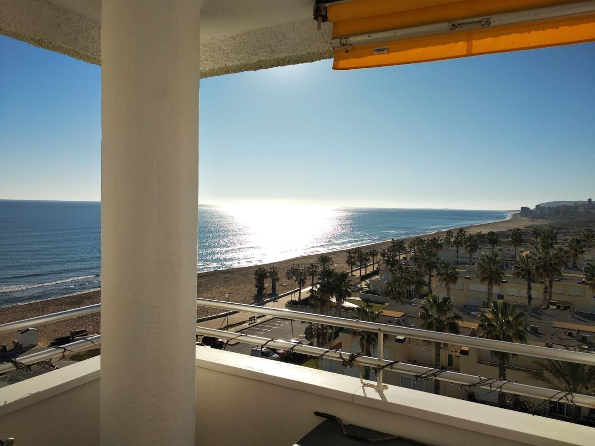 Dormitori de Apartament de lloguer en Alicante / Alacant amb Jardí privat, Terrassa i Balcó