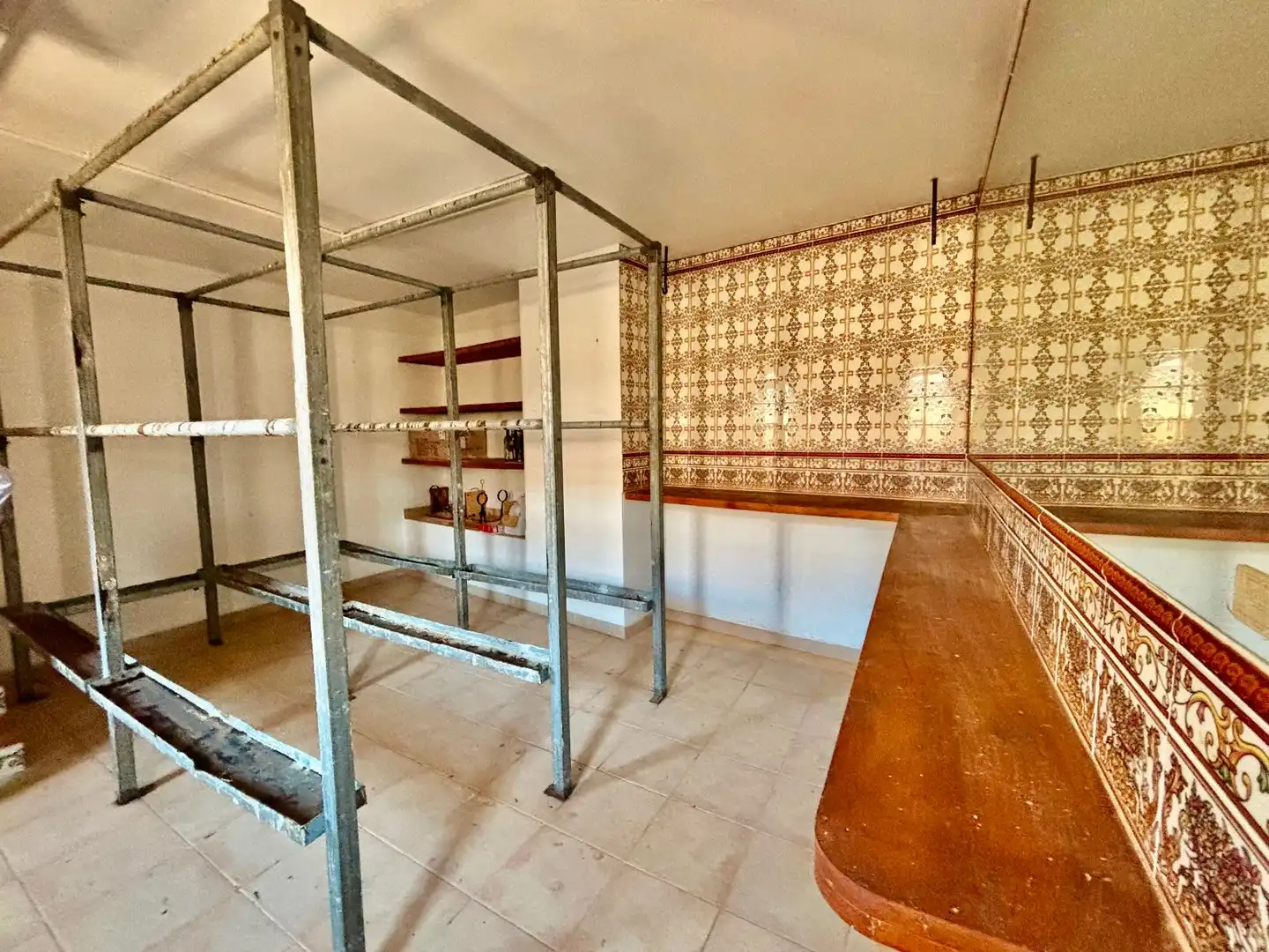 Buildings for sale in Allada, Centre