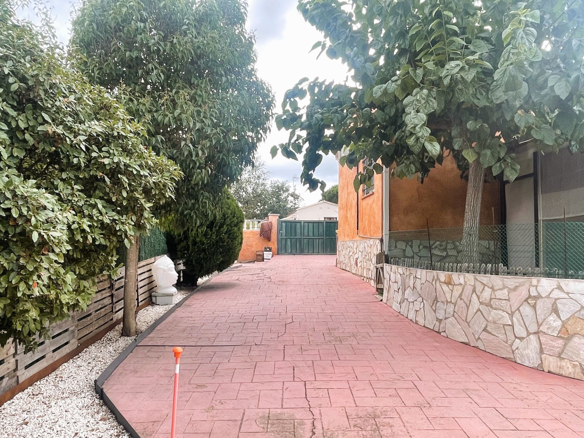 Vista exterior de Casa o xalet en venda en Vidreres amb Aire condicionat, Calefacció i Jardí privat