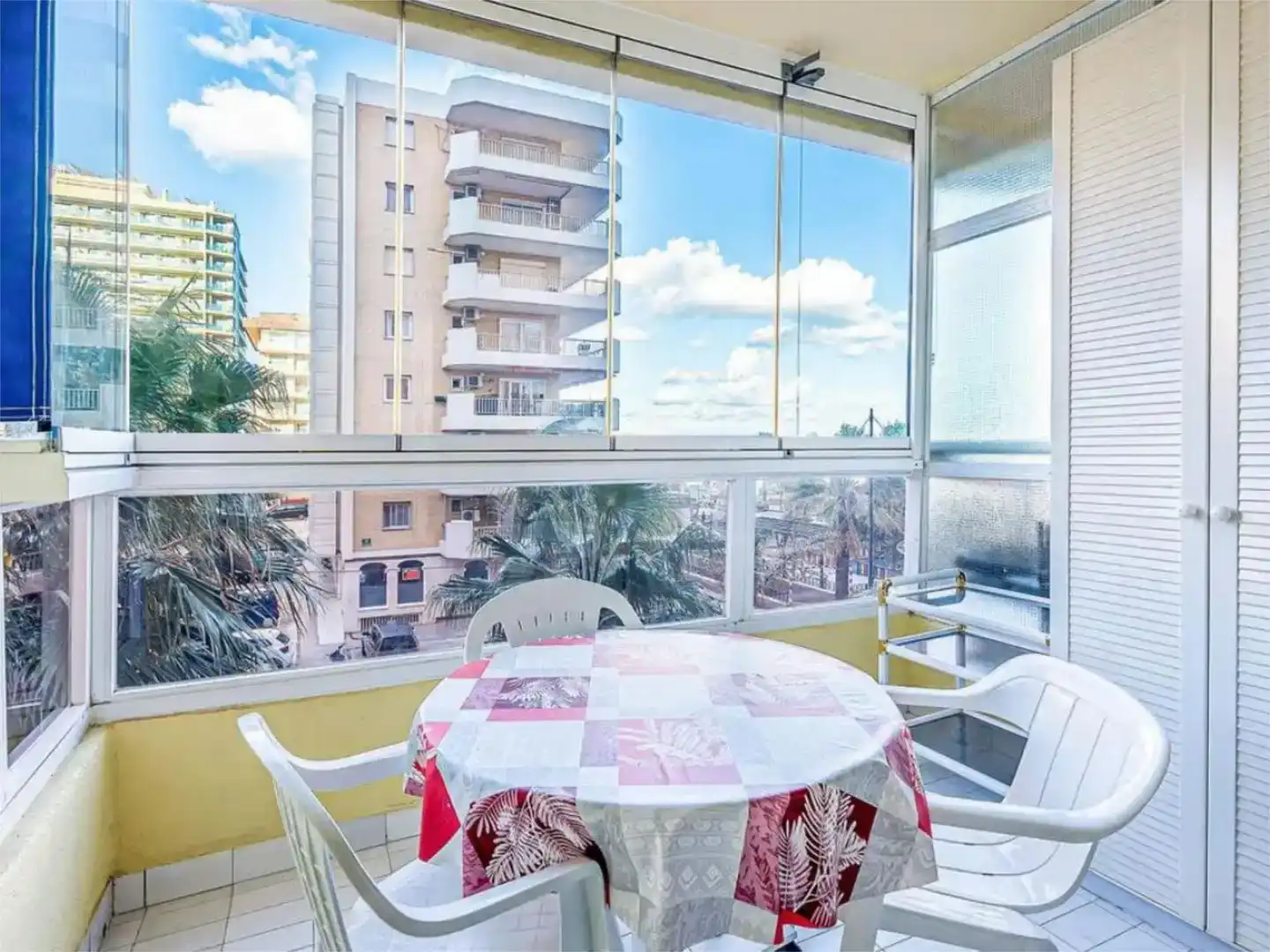Terrasse von Wohnung zur Miete in Puerto Deportivo