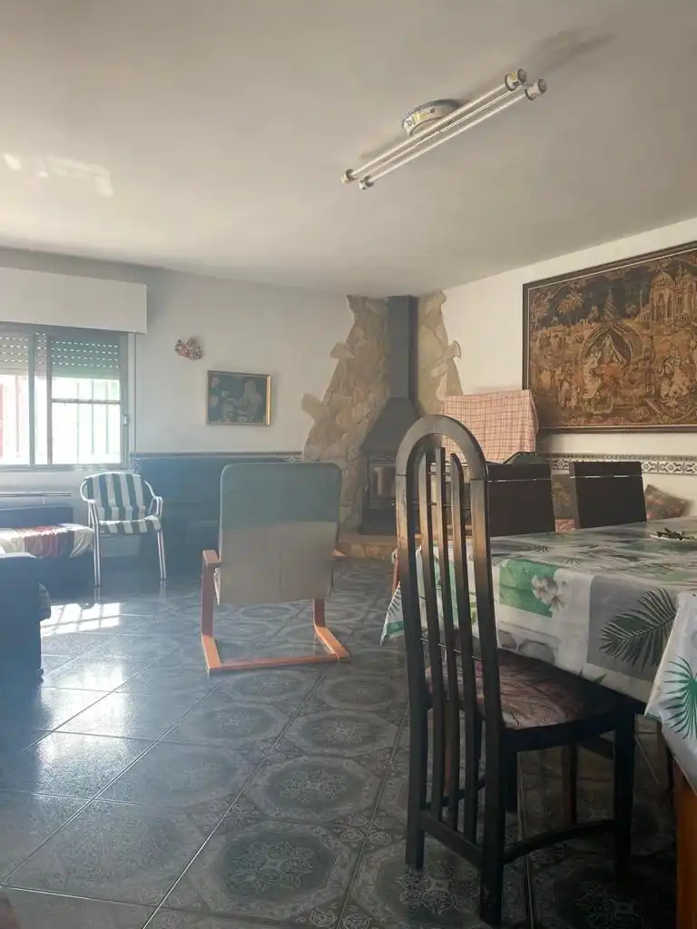 Sala d'estar de Casa o xalet en venda en La Pobla de Tornesa amb Jardí privat, Terrassa i Traster