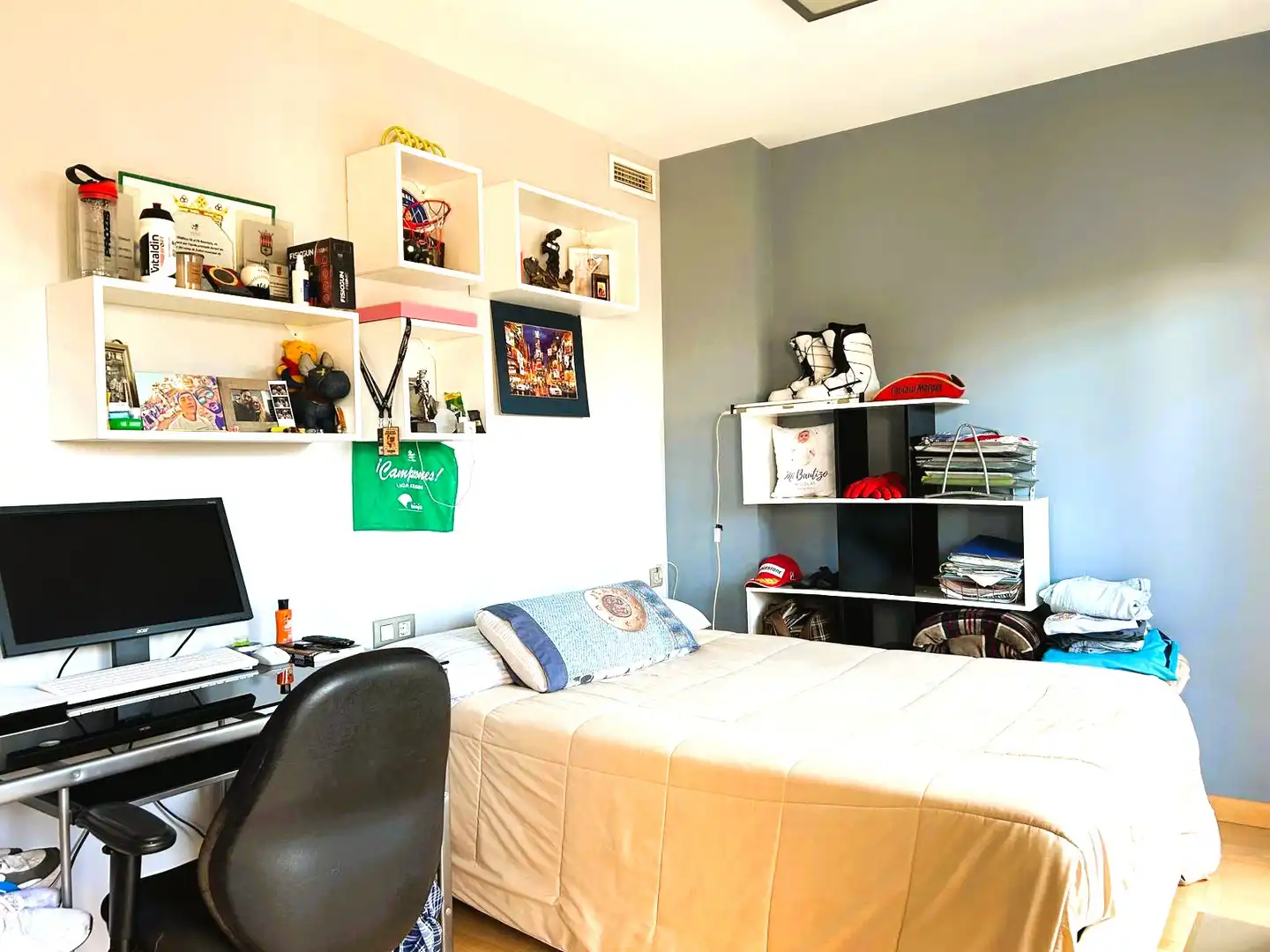 Habitación de Casa adosada en venta en Bonrepòs i Mirambell con Amueblado