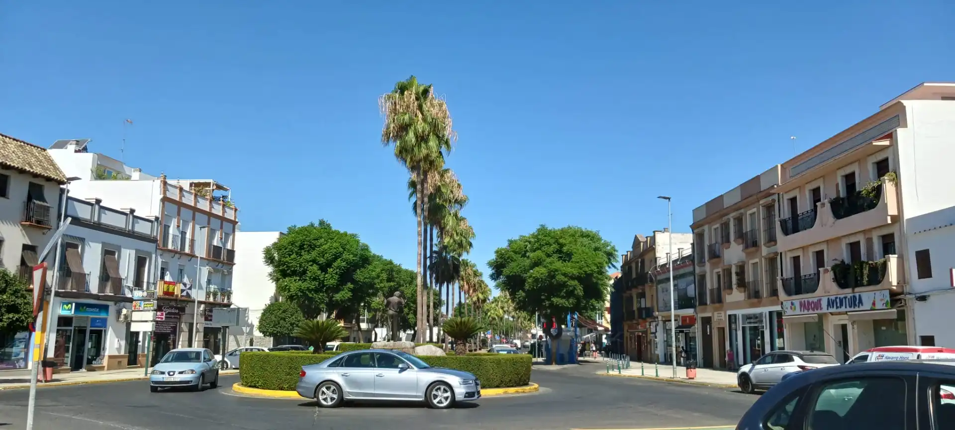 Exterior view of Commercial properties for rent in Utrera  with Terrace