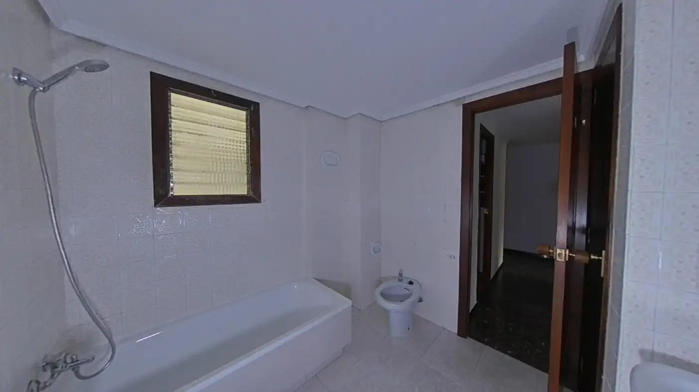 Baño de Piso en venta en Alcoy / Alcoi con Trastero
