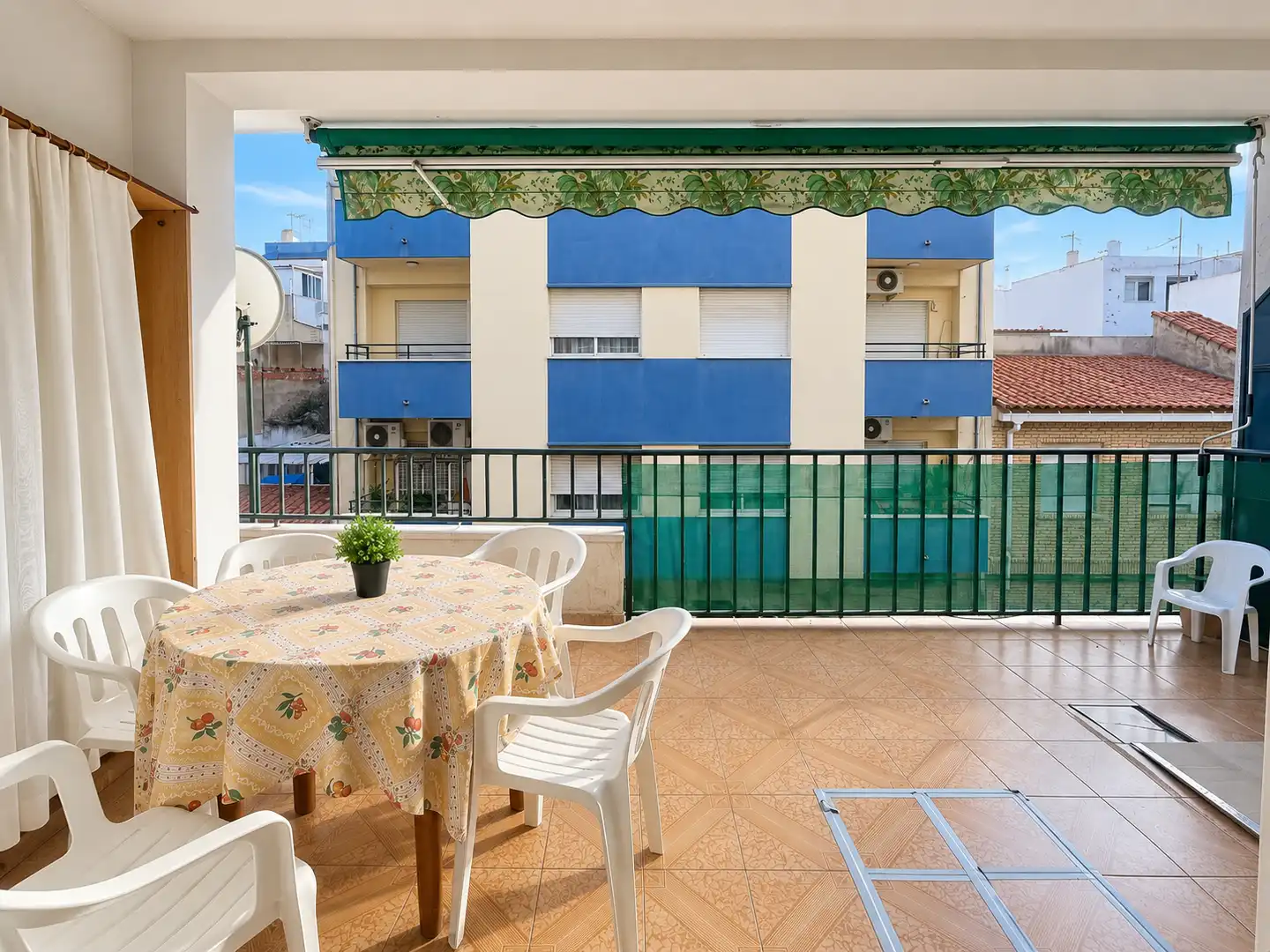 Terrace of Flat for sale in Sagunto / Sagunt  with Terrace, Furnished and Oven
