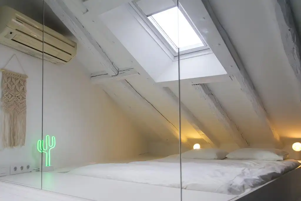 Habitación de Piso de alquiler en Madrid con Aire acondicionado y Amueblado