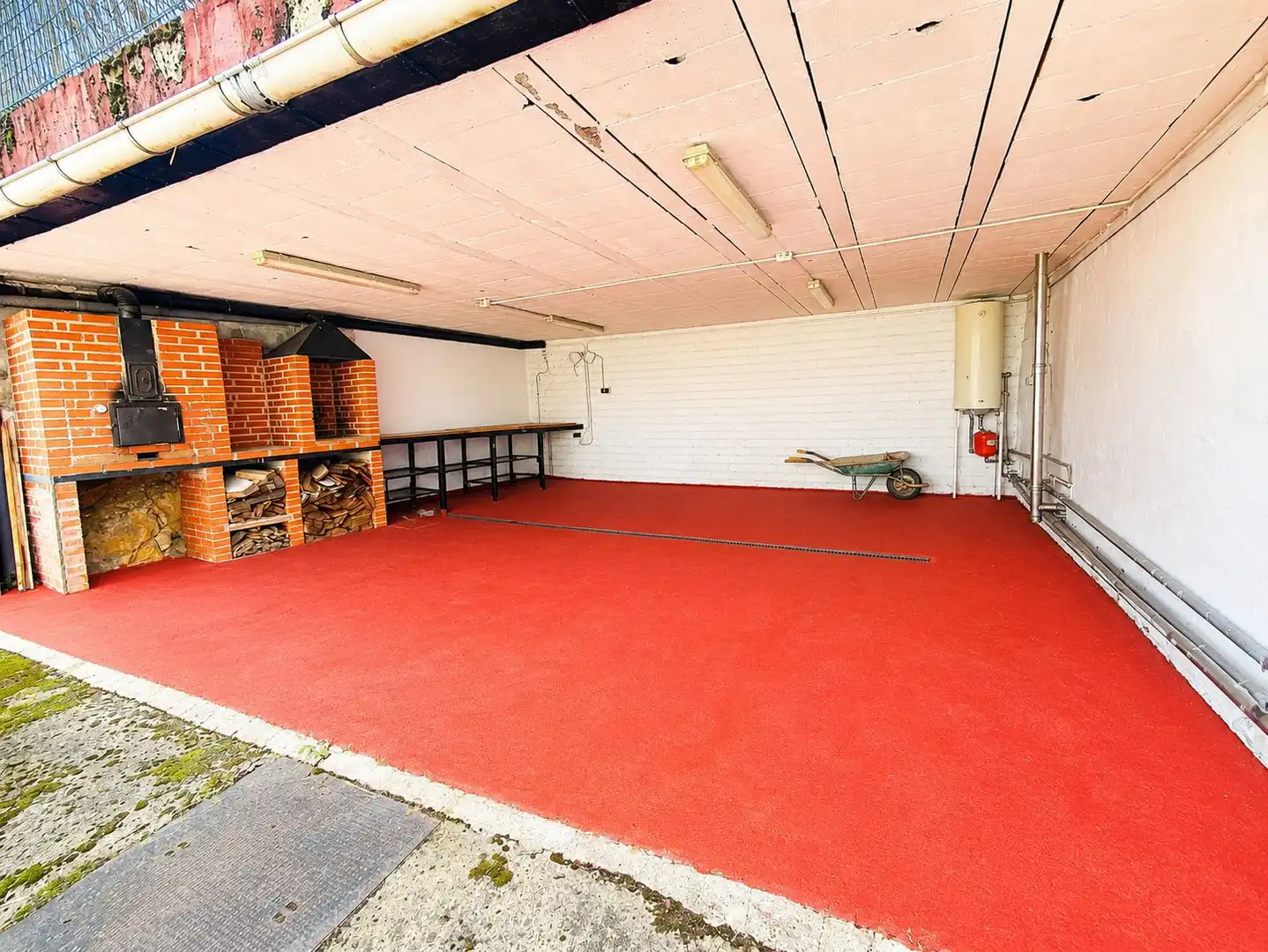 Aparcament de Casa o xalet en venda en Grado amb Calefacció, Terrassa i Traster