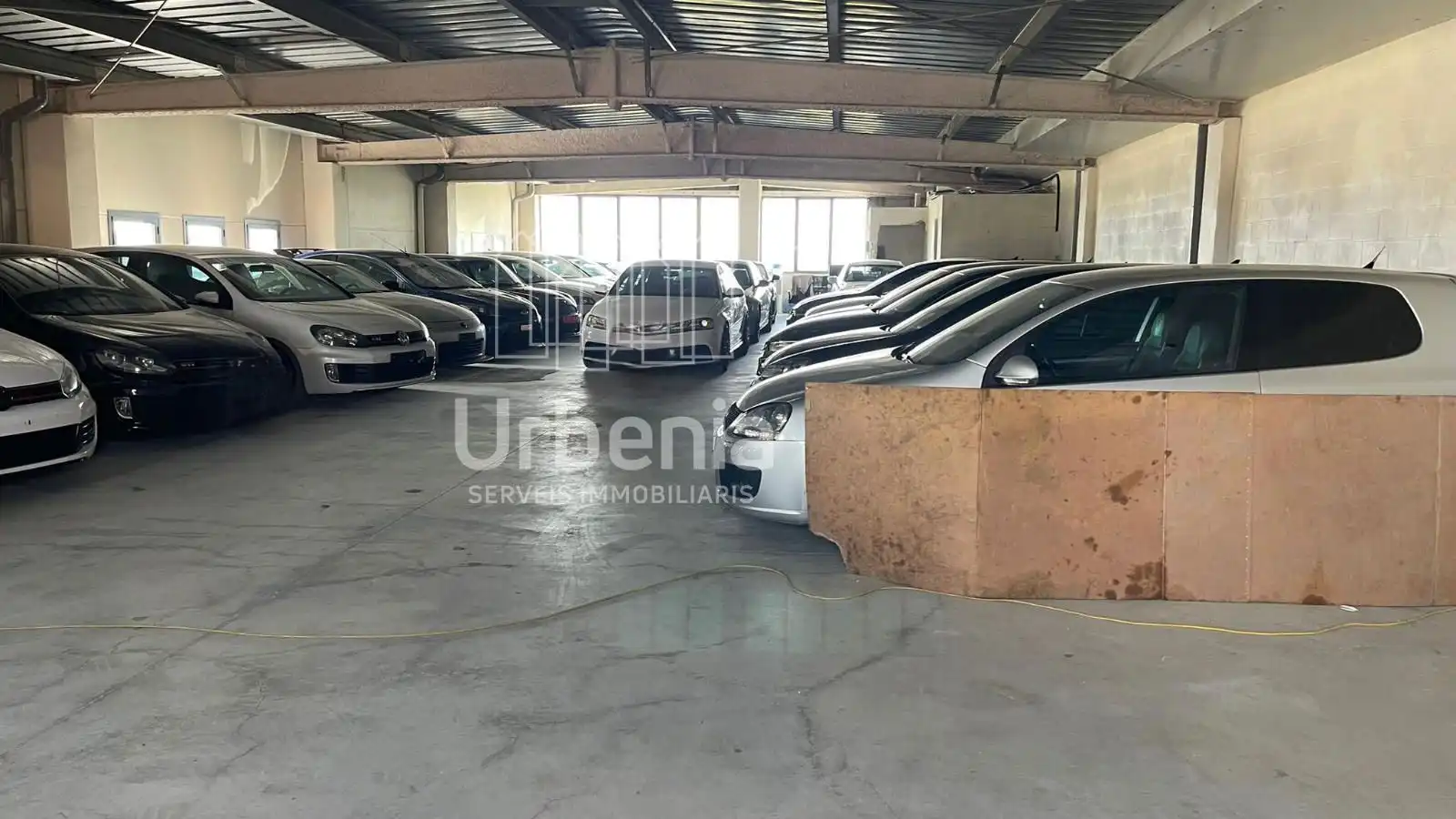 Parking de Nave industrial en venta en Cabrera de Mar