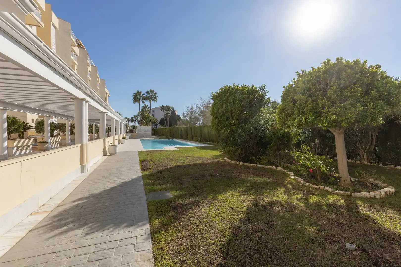 Jardí de Pis en venda en Motril amb Terrassa, Moblat i Balcó