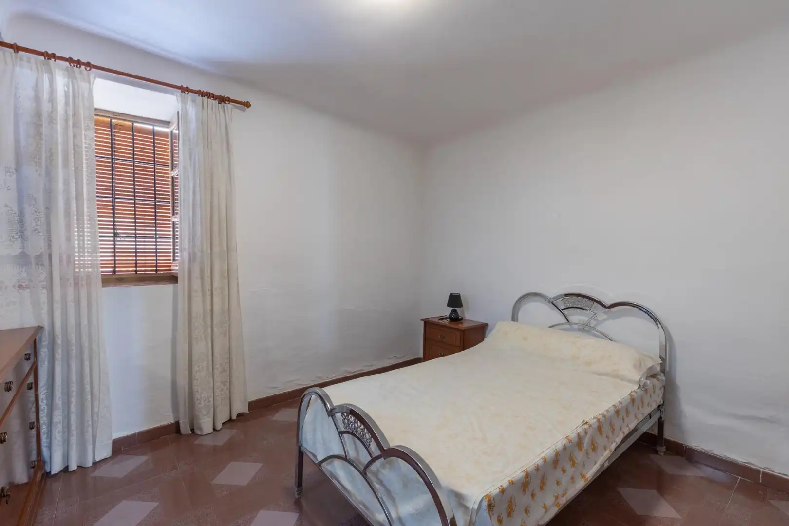 Dormitori de Casa o xalet en venda en Morelábor amb Terrassa i Alarma