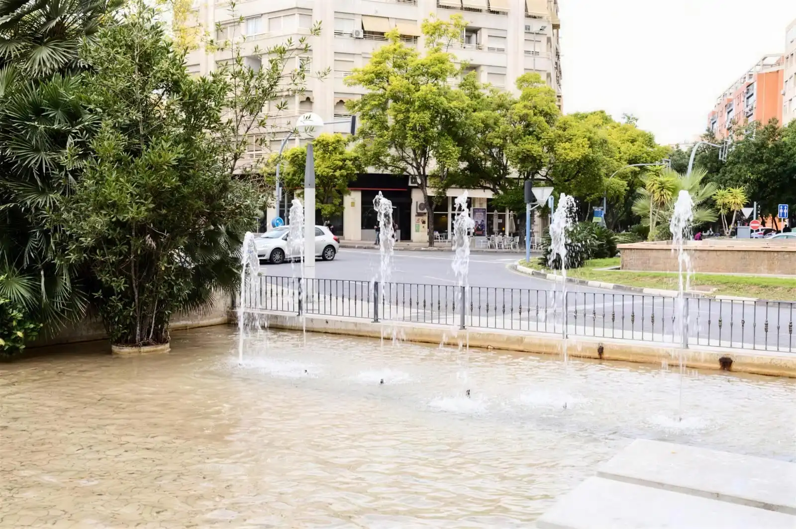 Vista exterior de Pis en venda en Alicante / Alacant amb Moblat i Balcó