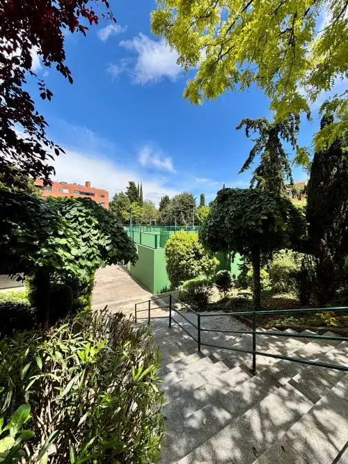 Garden of Flat for sale in Madrid  with Air Conditioner, Heating and Parquet flooring