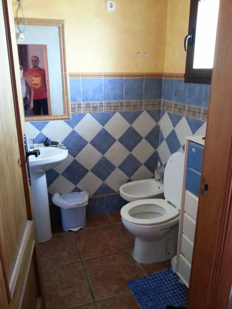 Bathroom of Houses for sale in Algeciras  with Private garden and Swimming Pool