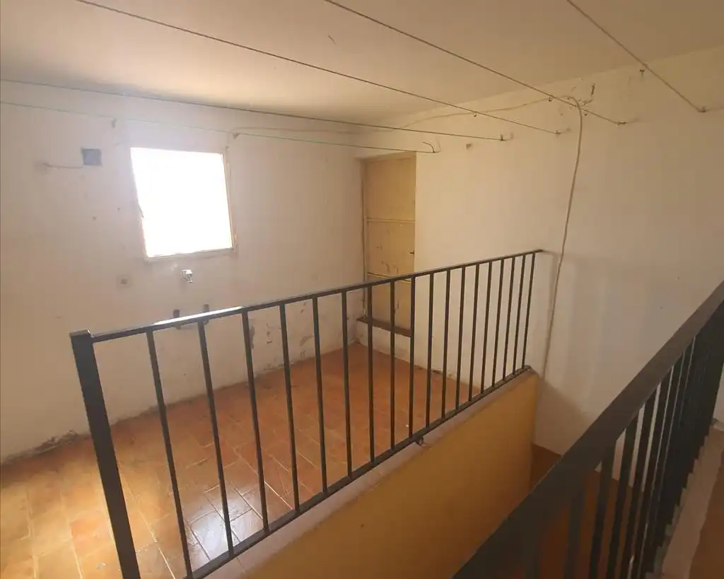 Casa adosada en venda en Marchena