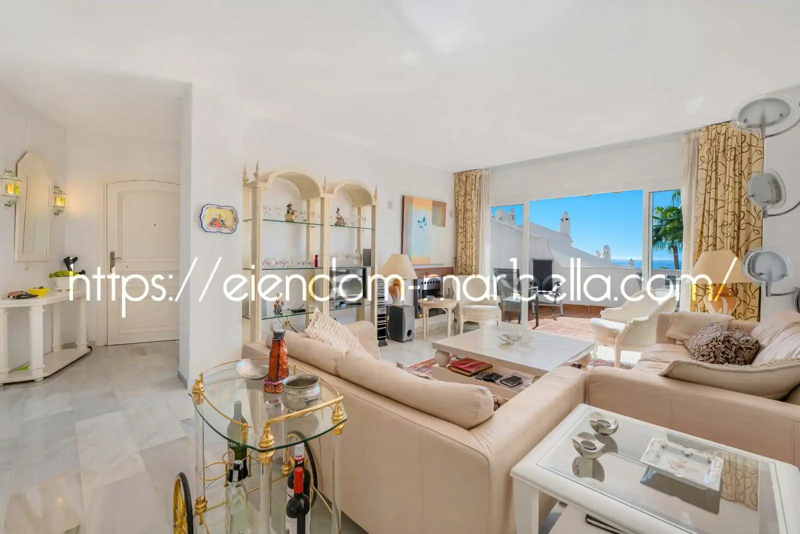 Wohnzimmer von Maisonette zum Verkauf in Mijas mit Klimaanlage, Terrasse und Möbliert