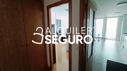 Foto 2 de Piso de alquiler en De Los Planetas, Parla Este, Parla