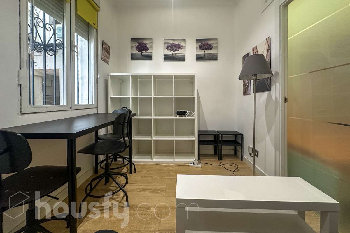 Bedroom of Flat for sale in  Madrid Capital  with Parquet flooring and Furnished
