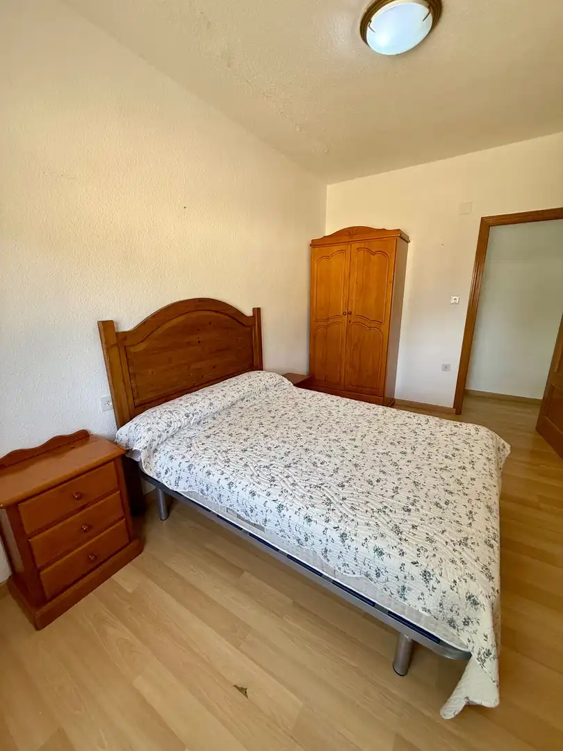 Habitación de Casa o chalet en venta en Villena con Calefacción, Jardín privado y Trastero