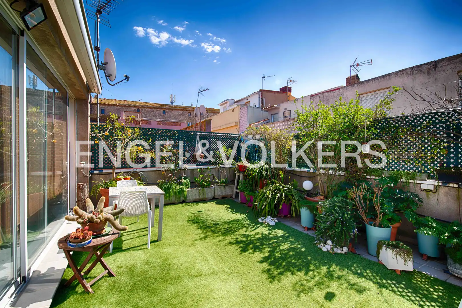 Casa a schiera con terrazza in vendita a Carrer Sant Vicenç, imagen 2