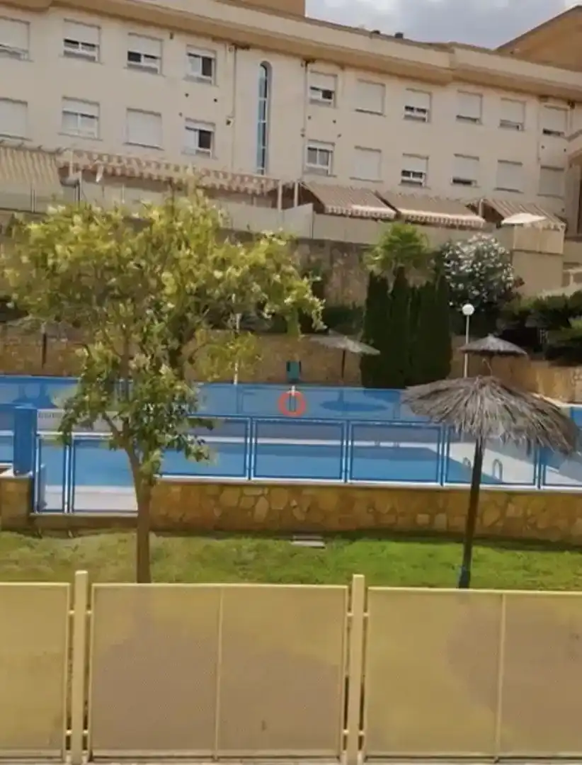 Piscina de Pis en venda en Cáceres Capital amb Aire condicionat, Piscina i Balcó