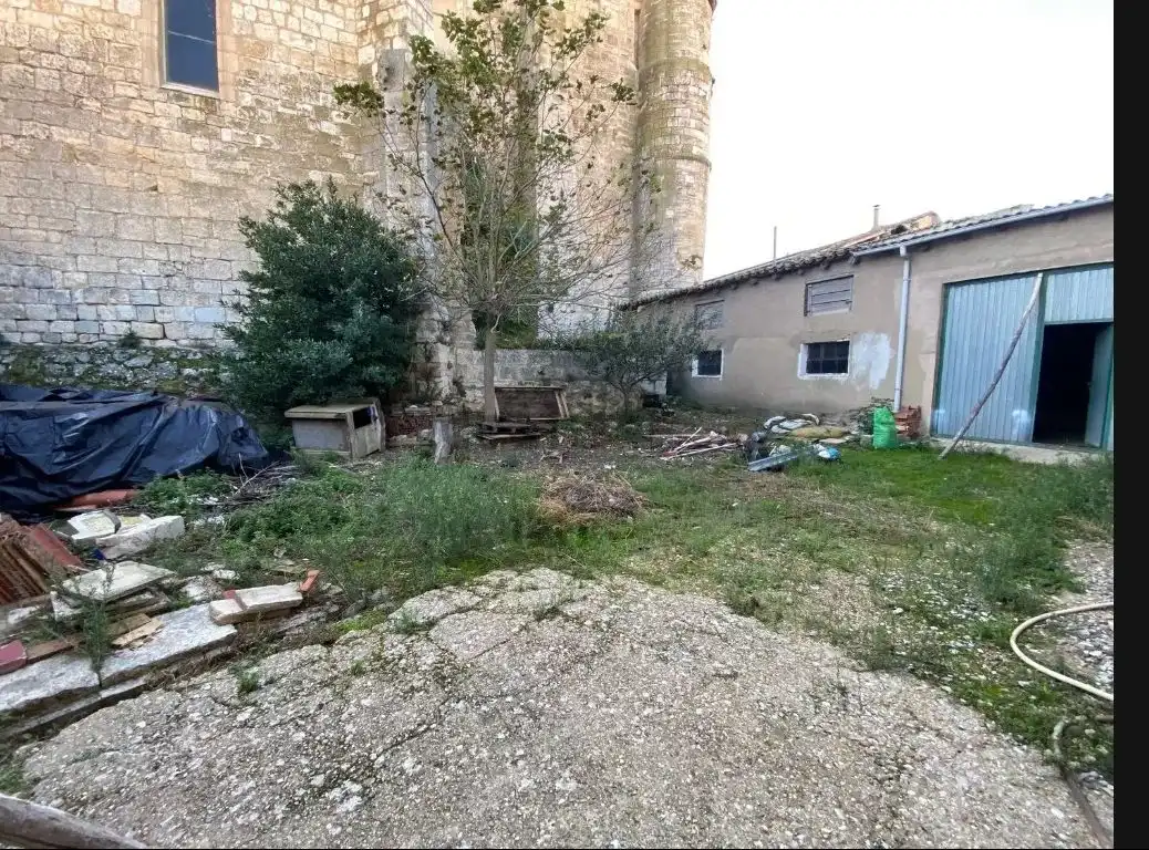 Casa o chalet en venta en Palenzuela con Jardín privado, Amueblado y Alarma