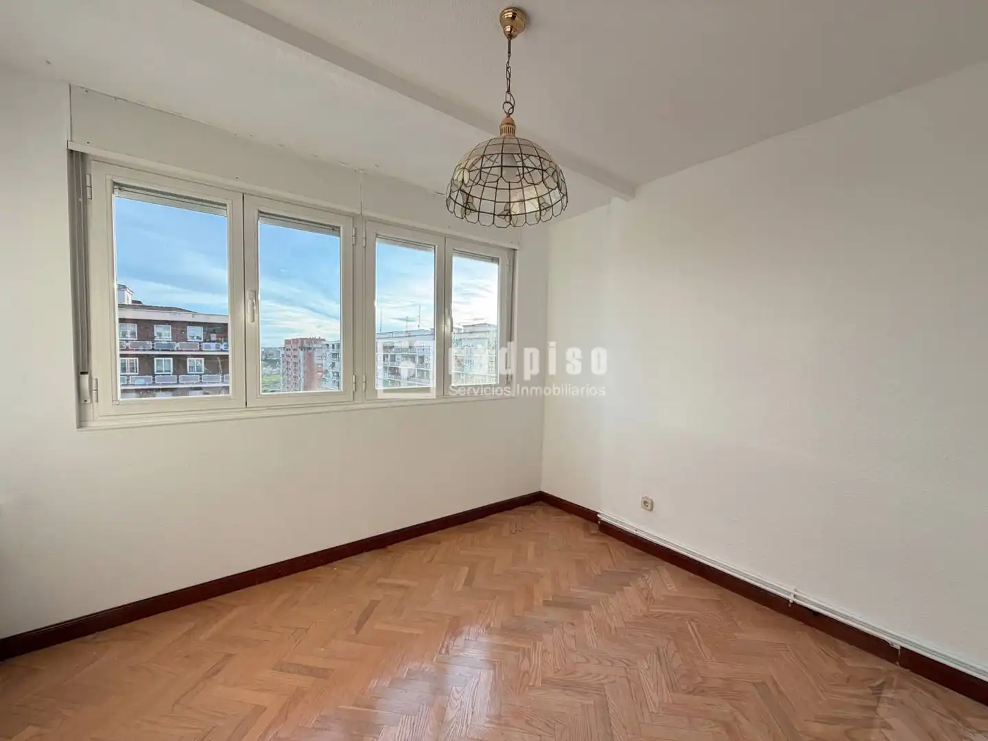 Habitación de Piso en venta en Madrid con Calefacción, Jardín privado y Parquet