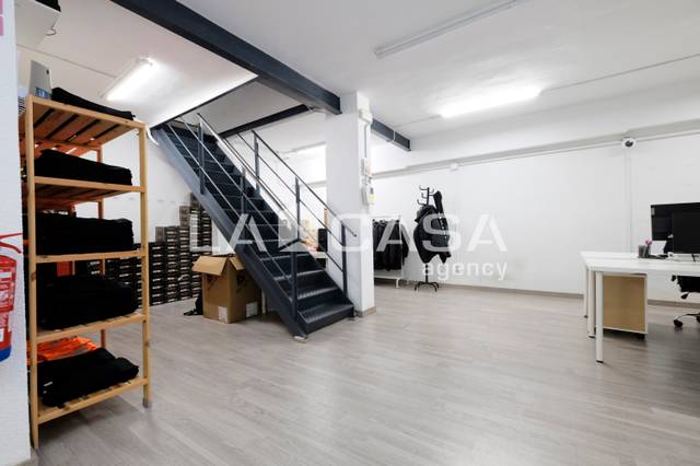Local comercial en Venta en El Guinardó