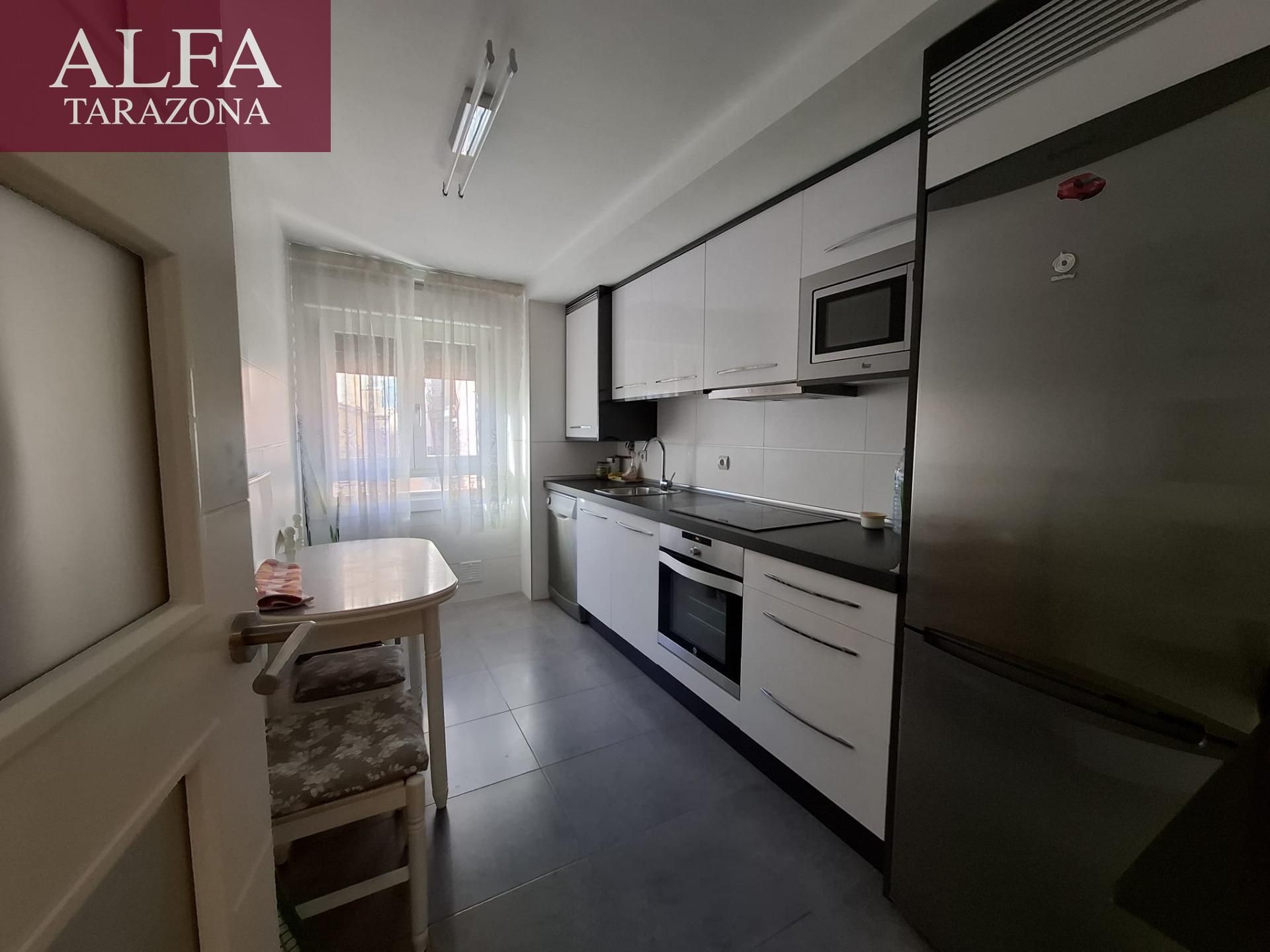Cuina de Pis en venda en Tarazona amb Calefacció i Moblat